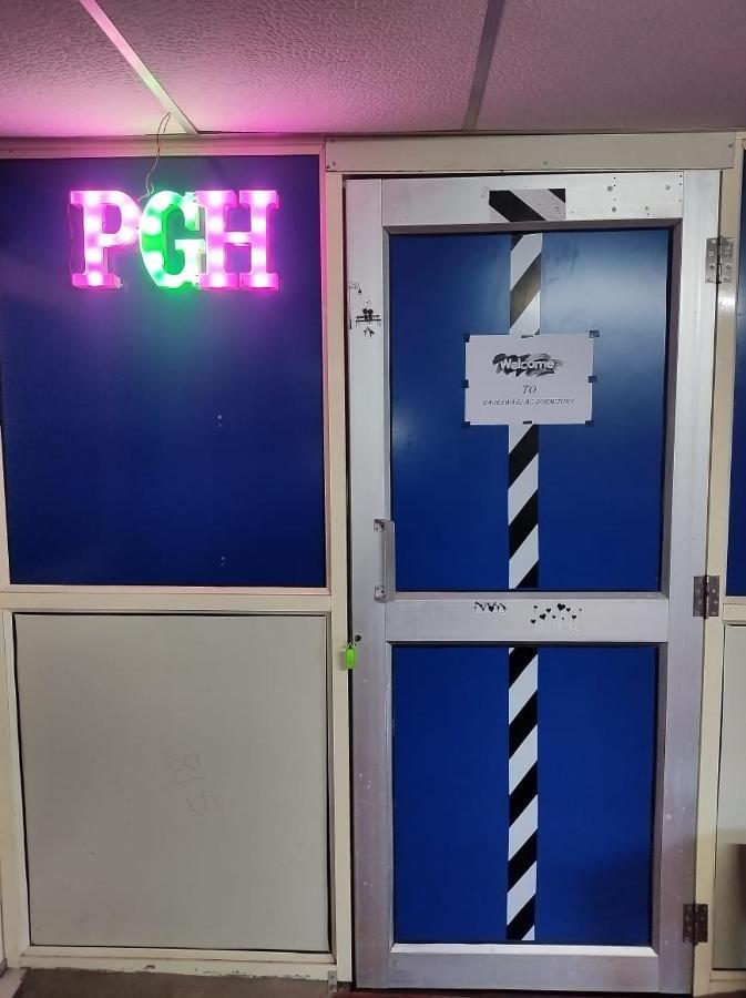 Rajeswari Ac Dormitory For Indian Males Only Порт Блеър Екстериор снимка